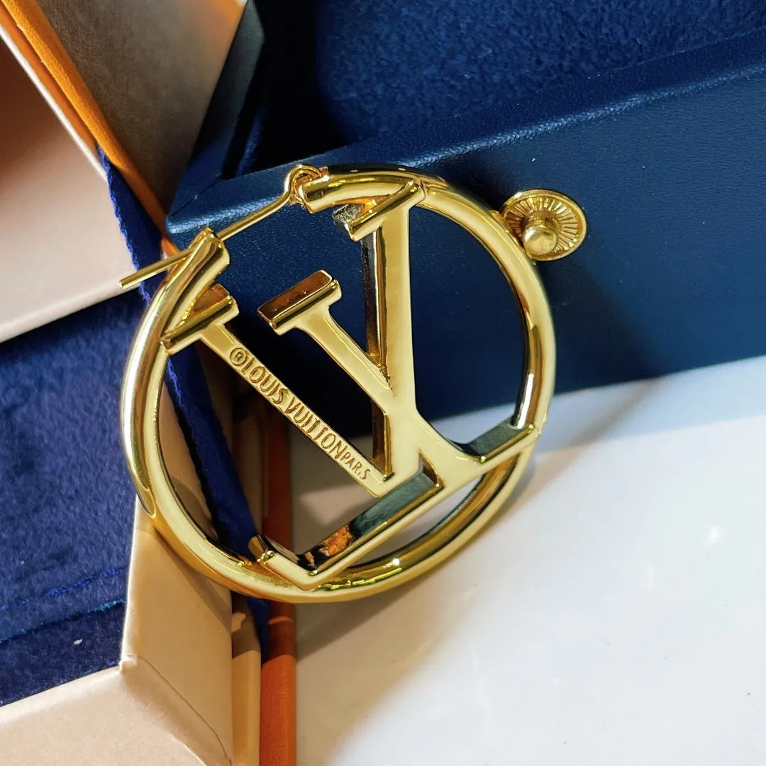 High Quality Earring LUV 002